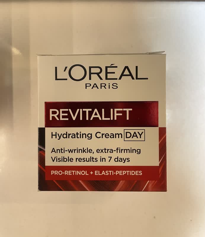 کرم ضد چروک و ضد پیری (روز) مدل Revitalift حجم 50 میل لورال