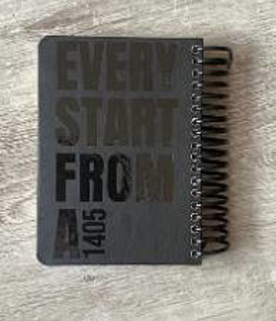 سررسید ۱۴۰۵ پالتویی کوچک